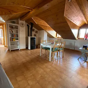 La Mansardina In Centro Asiago